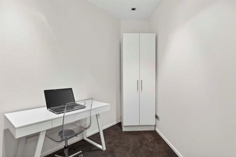 Photo of property in 1/7 The Promenade, Takapuna, Auckland, 0622