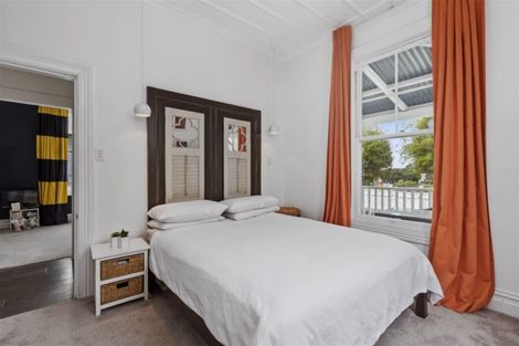 Photo of property in 1c Eversleigh Road, Belmont, Auckland, 0622