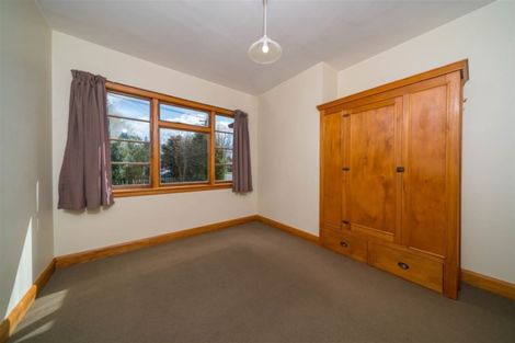 Photo of property in 87 Middlepark Road, Sockburn, Christchurch, 8042