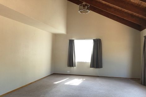 Photo of property in 92 Ranfurly Road, Alfriston, Auckland, 2105