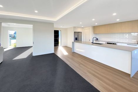 Photo of property in 11 Saint James Place, Rangiora, 7400