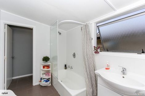 Photo of property in 39 Mouatt Street, Waitara, 4320