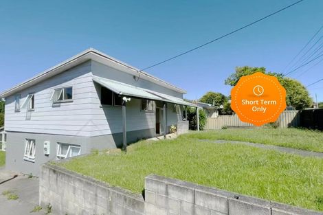 Photo of property in 6 Woodglen Road, Glen Eden, Auckland, 0602