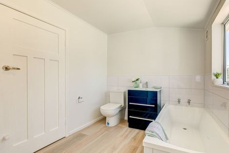 Photo of property in 27 Awatea Street, Ranui, Porirua, 5024