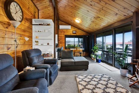 Photo of property in 16 Pohutukawa Drive, Opunake, 4616