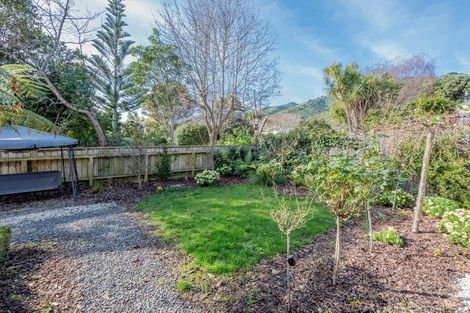 Photo of property in 6 Matenga Street, Waikanae, 5036