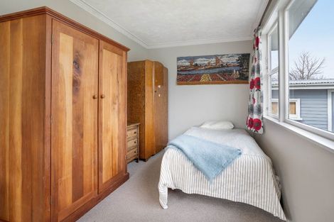 Photo of property in 28 Freyberg Street, Solway, Masterton, 5810