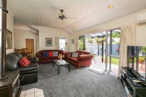 Photo of property in 61a Napier Road, Havelock North, 4130