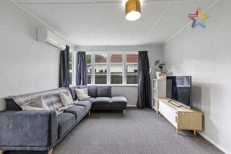 Photo of property in 25 Fleet Street, Naenae, Lower Hutt, 5011