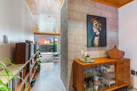 Photo of property in 16a Matuhi Rise, Henderson, Auckland, 0612