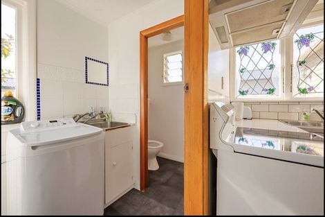 Photo of property in 178 Victoria Road, Saint Clair, Dunedin, 9012