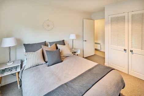 Photo of property in 28 Hay Street, Oriental Bay, Wellington, 6011