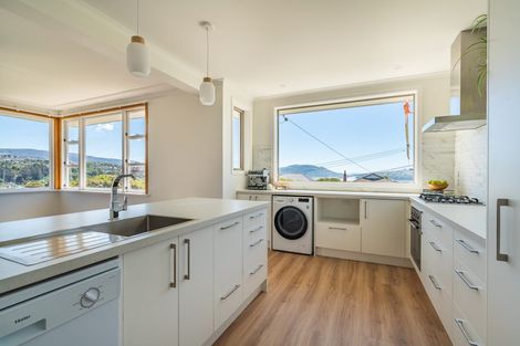 Photo of property in 60 Murray Street, Kew, Dunedin, 9012