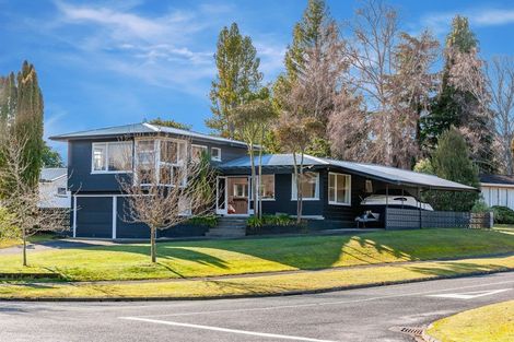 Photo of property in 77 Marina Terrace, Kinloch, Taupo, 3377