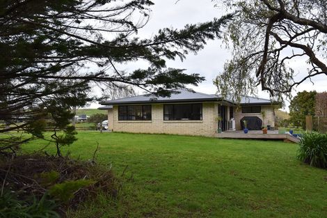 Photo of property in 3291 Kaipara Coast Highway, Glorit, Warkworth, 0984