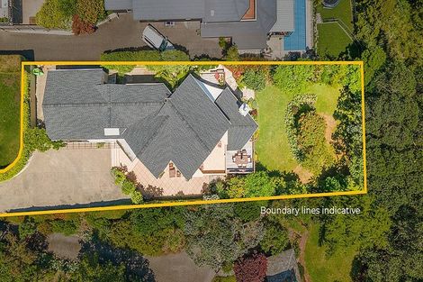 Photo of property in 1/142 Aberdeen Road, Campbells Bay, Auckland, 0620