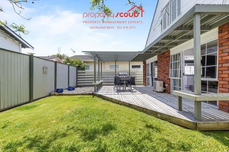 Photo of property in 2/139 Shakespeare Road, Milford, Auckland, 0620