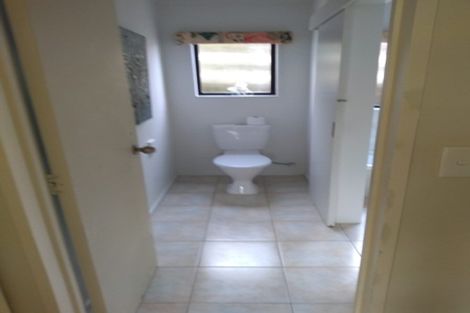 Photo of property in 1/13 Garadice Road, Rothesay Bay, Auckland, 0630