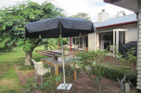 Photo of property in 43 Lewis Road, Karaka, Papakura, 2580