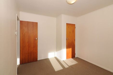 Photo of property in 4/19 Pirie Crescent, Moera, Lower Hutt, 5010