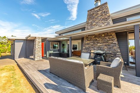 Photo of property in 106b Watt Livingstone Road, Westmere, Whanganui, 4574