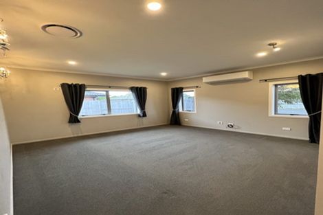 Photo of property in 7 Southbrook Close, Glenview, Hamilton, 3206