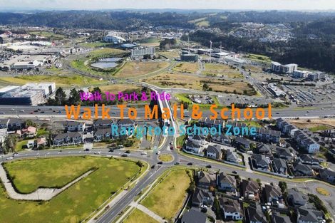 Photo of property in 17 Kerekin Drive, Oteha, Auckland, 0632