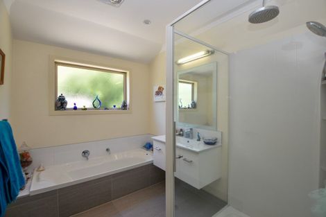 Photo of property in 5 Tararua Crescent, Carterton, 5713