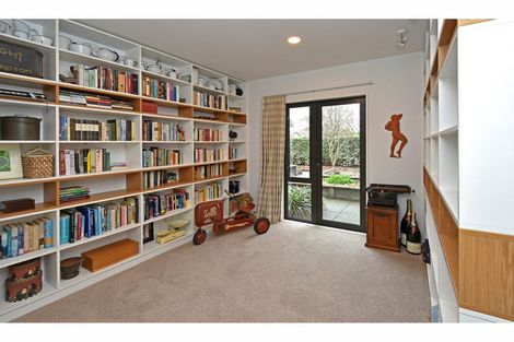 Photo of property in 22 Pohutukawa Crescent, Parklands, Christchurch, 8083