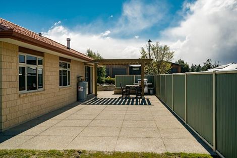 Photo of property in 56 Missy Crescent, Mount Pisa, Cromwell, 9383