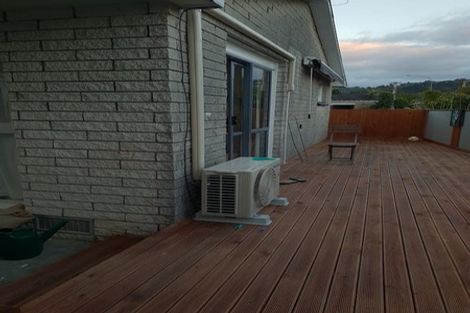 Photo of property in 4 Amberley Grove, Hutt Central, Lower Hutt, 5010