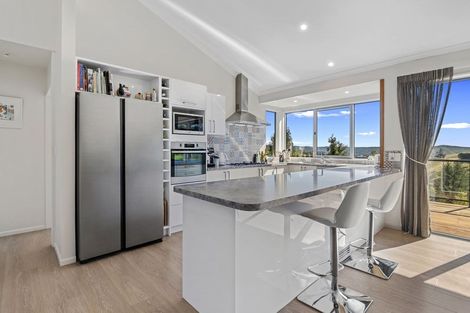 Photo of property in 98 Totara View Road, Wakefield, 7095