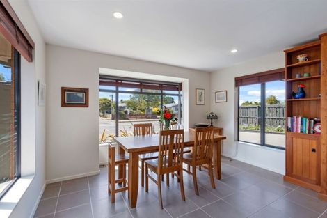 Photo of property in 46 Inwoods Road, Parklands, Christchurch, 8083