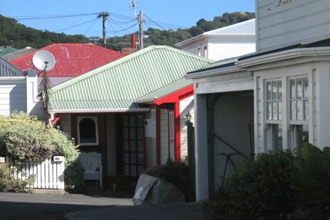 Photo of property in 8a Somerset Avenue, Newtown, Wellington, 6021