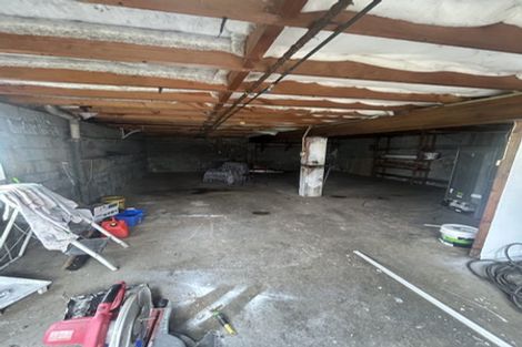 Photo of property in 17 Calvert Road, Moturoa, New Plymouth, 4310