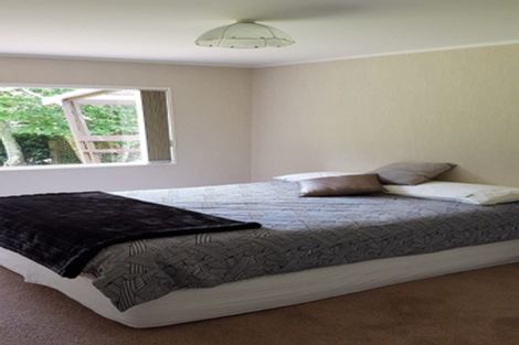 Photo of property in 6c Waterloo Place, Westown, New Plymouth, 4310