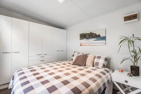 Photo of property in 163 Ocean Beach Road, Tairua, 3508