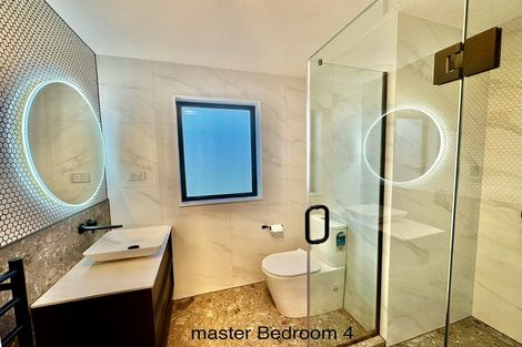 Photo of property in 12 Caldwell Place, Pinehill, Auckland, 0632