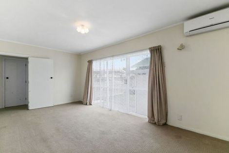 Photo of property in 21-22 Trevethick Grove, Woburn, Lower Hutt, 5010