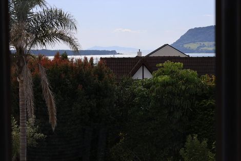 Photo of property in 30 Karaka Road, Otumoetai, Tauranga, 3110