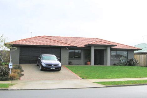 Photo of property in 17 Burgundy Court, Rototuna, Hamilton, 3210