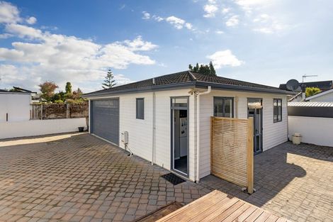 Photo of property in 166 Sandwich Road, St Andrews, Hamilton, 3200