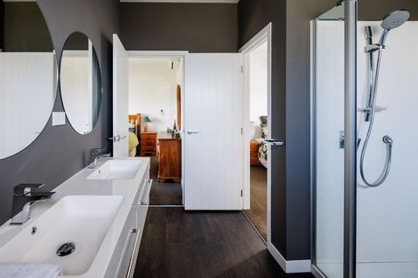 Photo of property in 42 Williamson Street, Cambridge, 3434