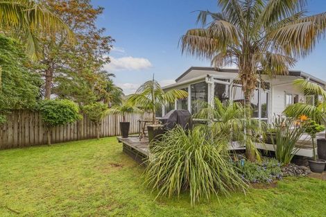 Photo of property in 39 Cholmondeley Crescent, Whitianga, 3510