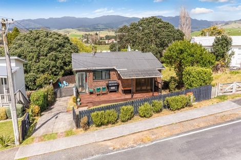 Photo of property in 90 Howard Road, Orere Point, Papakura, 2585