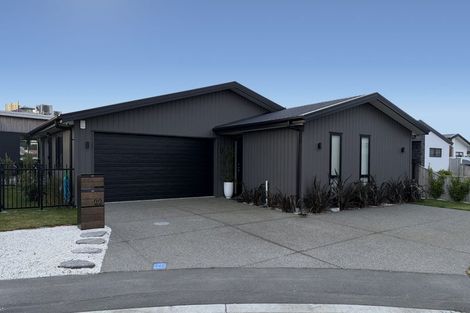 Photo of property in 22 Coupling Close, Prebbleton, 7604