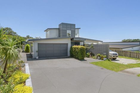 Photo of property in 21 Okoromai Views, Gulf Harbour, Whangaparaoa, 0930