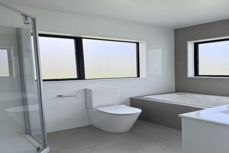 Photo of property in 88 Arran Drive, Orewa, 0931