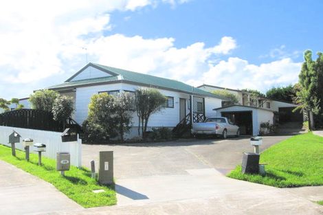 Photo of property in 2/25 De Quincey Terrace, Highland Park, Auckland, 2010
