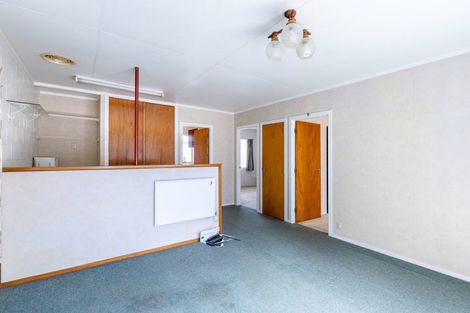 Photo of property in 28a Moulton Street, Moturoa, New Plymouth, 4310